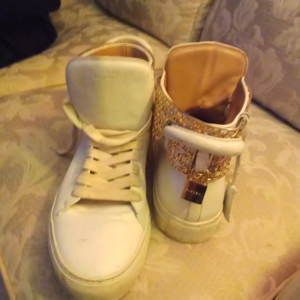 Buscemi size 10.5 American size 41 Italian